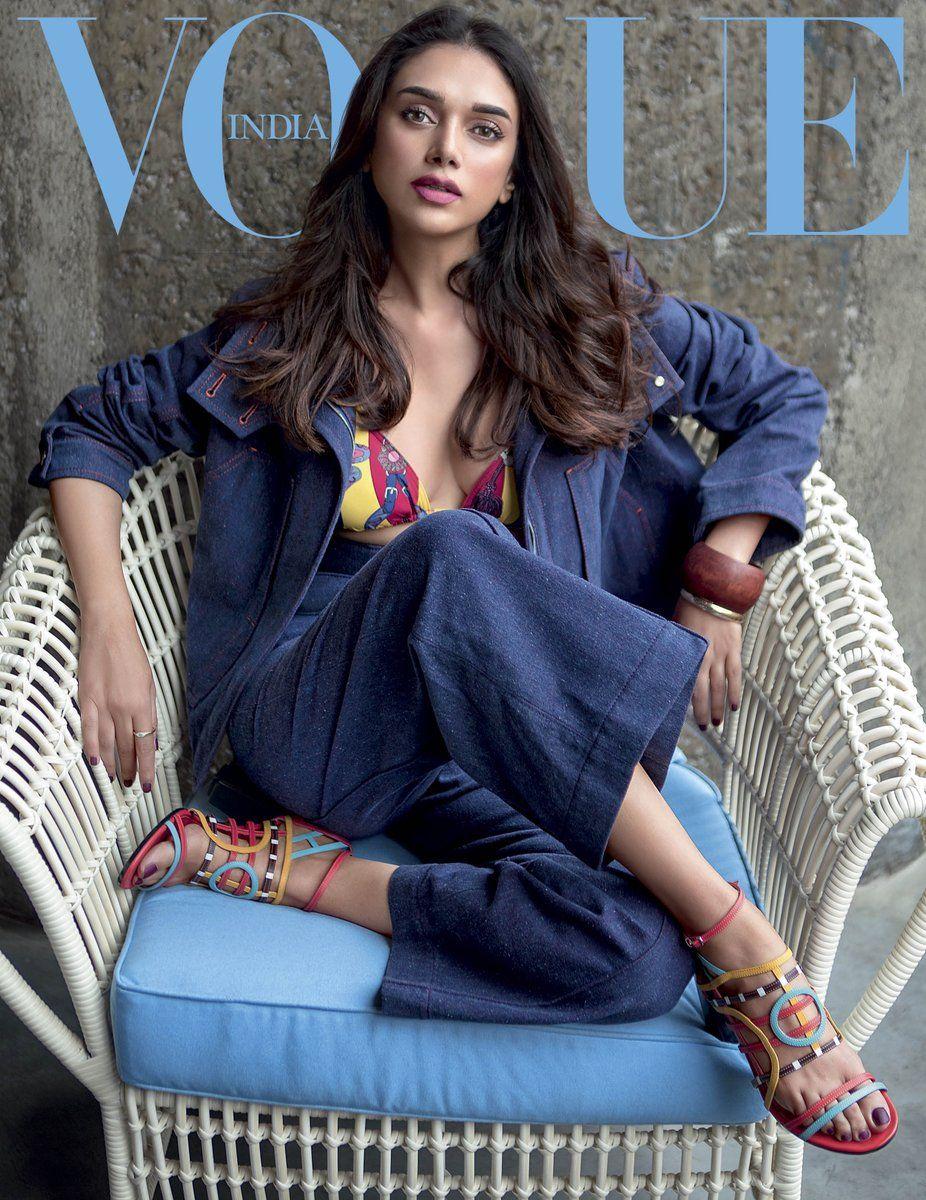 The Gorgeous Aditi Rao Hydari Sensational Sizzling pose for Vogue