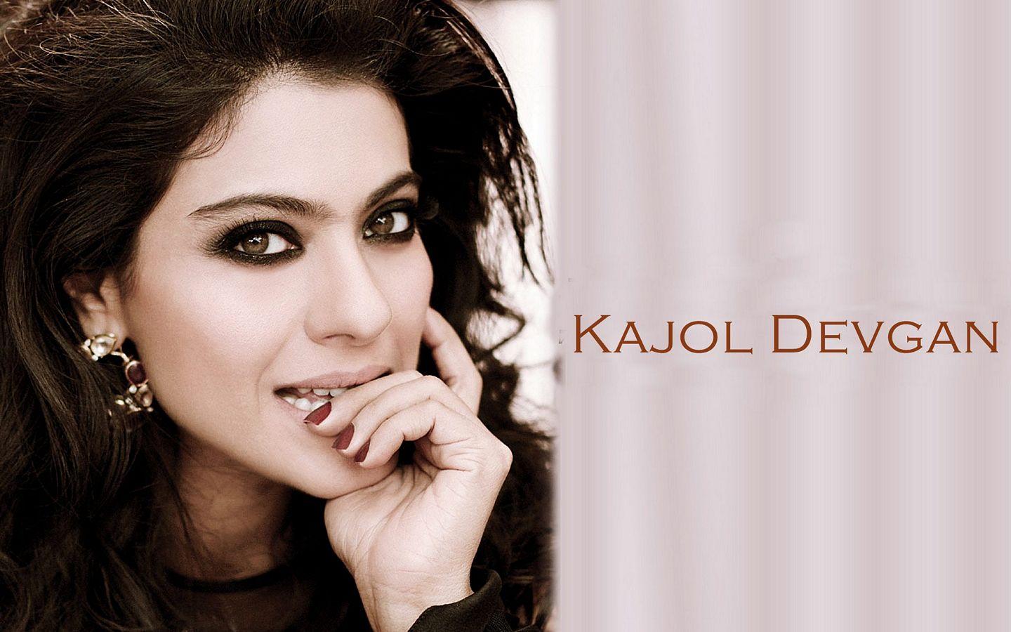 Top 50 Kajol Devgan HD Images Photos & Pictures