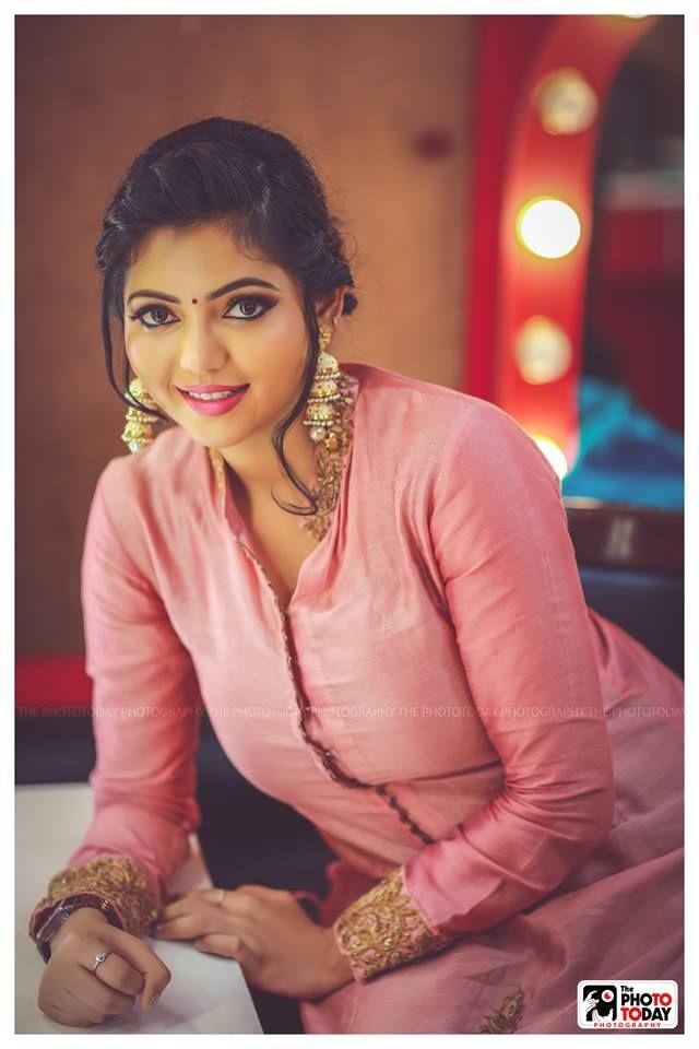 Traditional Looks of Athulya Ravi Latest Snaps
