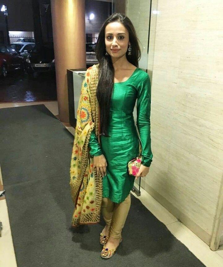 Tv Actress Anupriya Kapoor Latest Unseen Photo Stills