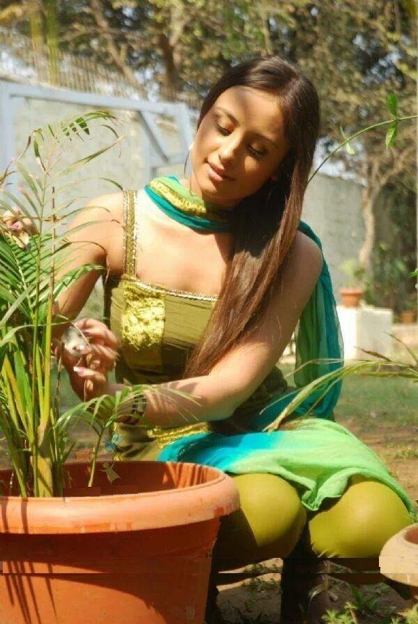 Tv Actress Anupriya Kapoor Latest Unseen Photo Stills