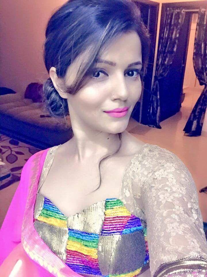 Tv Actress Rubina Dilaik Unseen Photo Stills