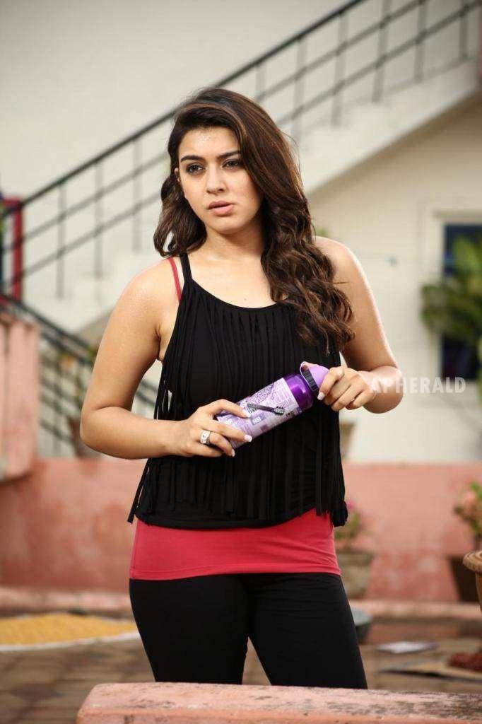 Unseen photos of Hansika from her early days