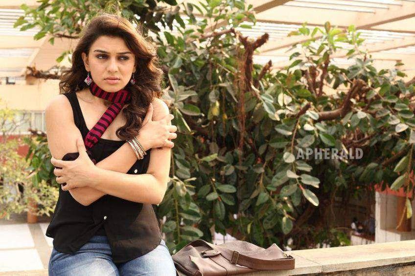 Unseen photos of Hansika from her early days