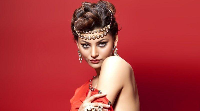 Urvashi Rautela: 50 best looking hot & beautiful HD Photos