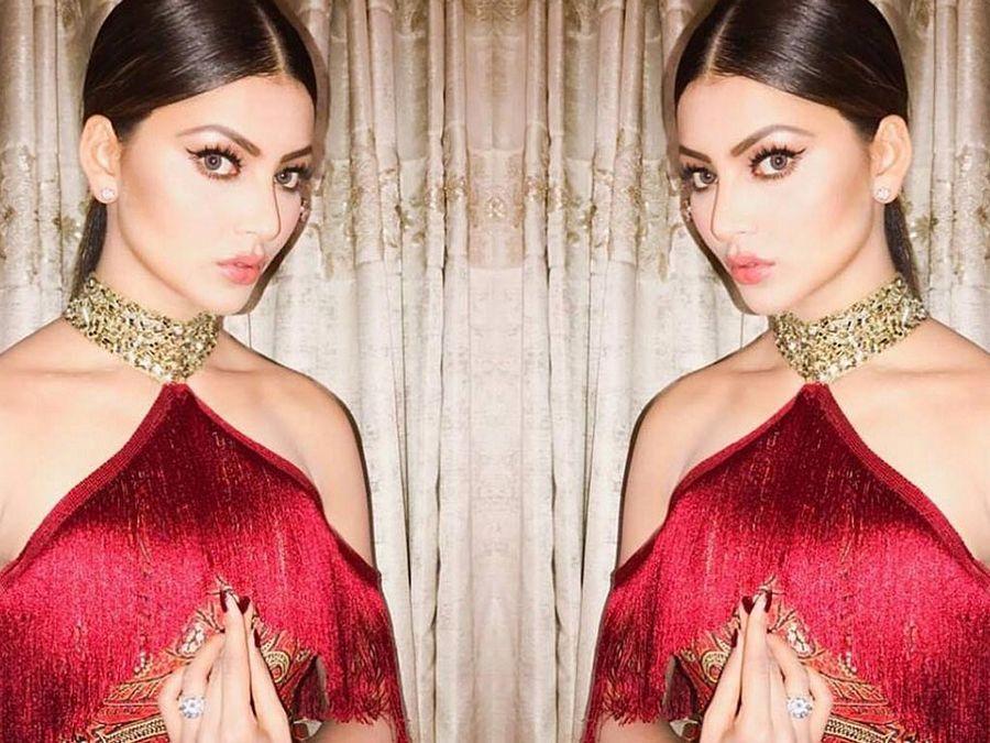 Urvashi Rautela Hot & Spicy HD Photos Are Too Hot To Handle