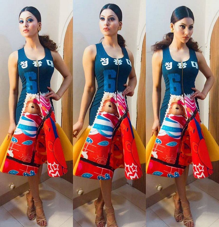 Urvashi Rautela Pics