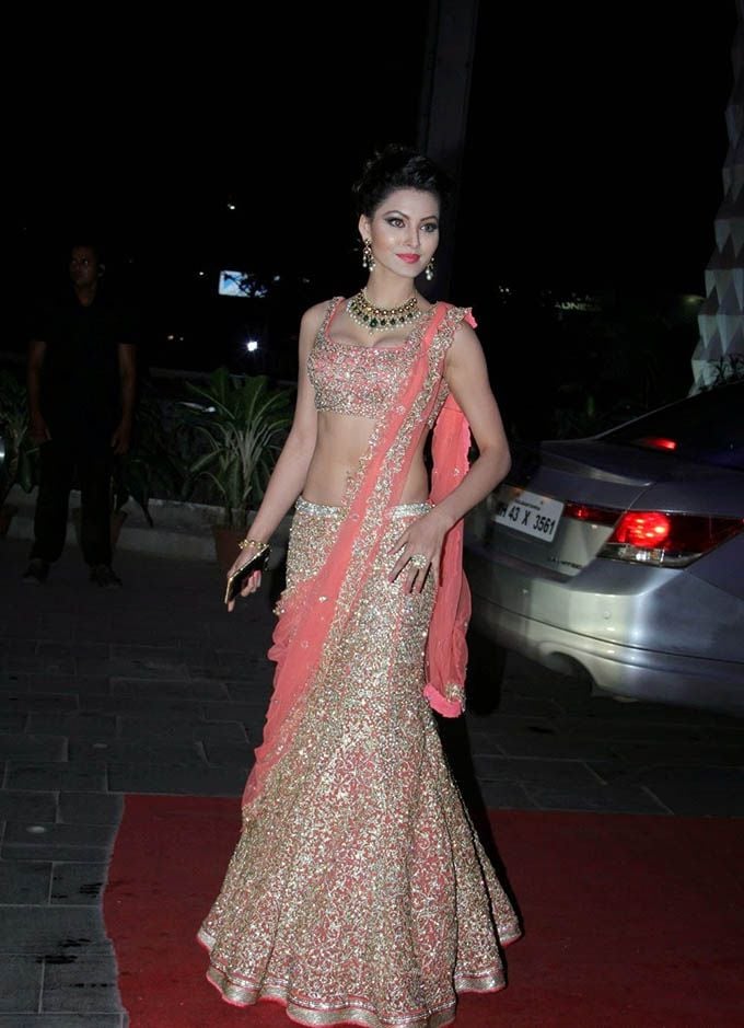 Urvashi Rautela Pics