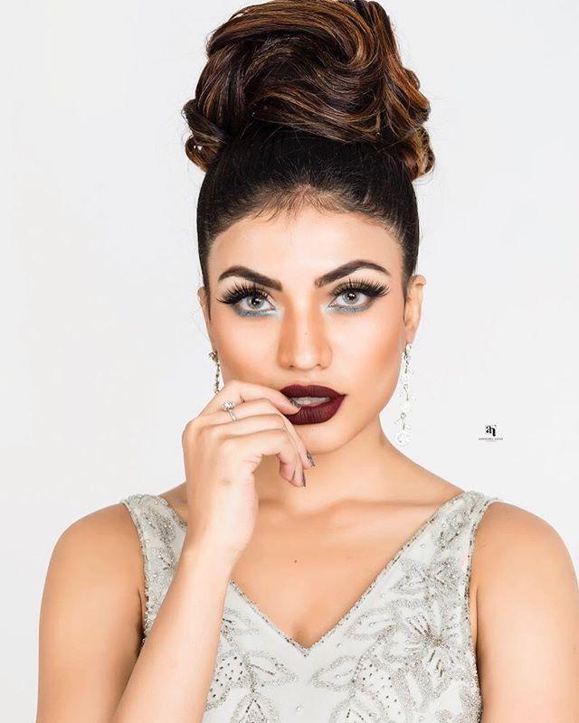 Urvi Shetty Latest Hot & Spicy Photoshoot Stills