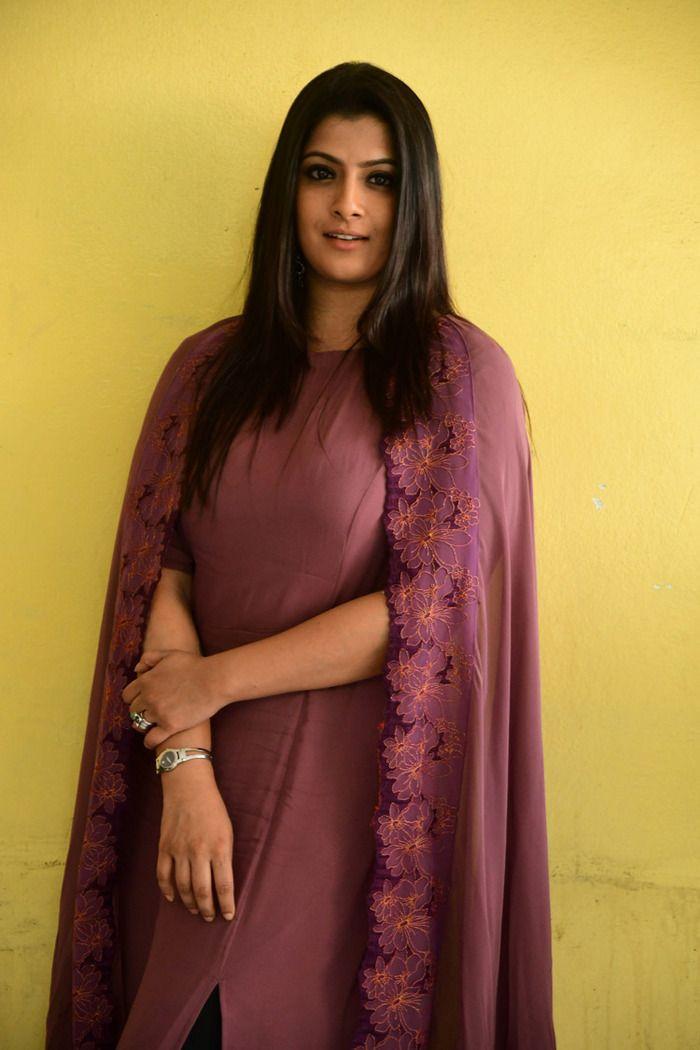 Varalakshmi Sarathkumar Latest New Photos