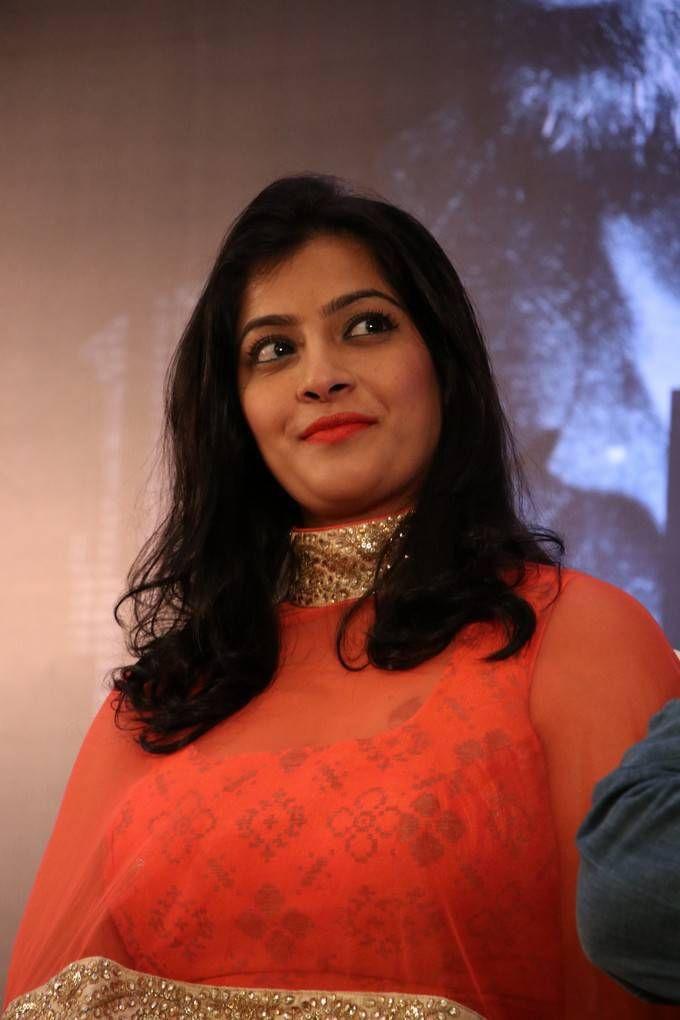 Varalaxmi Sarathkumar Latest Stills