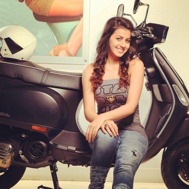 Very Hot And Spicy Images Of Indian Film Actress Nikki Galrani