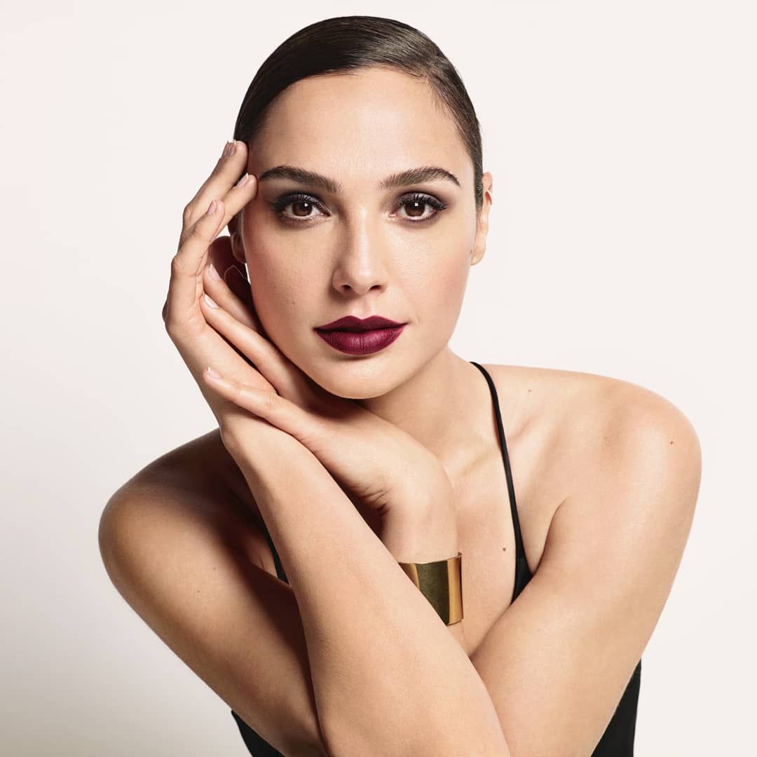 Wonder Woman Gal Gadot Photos