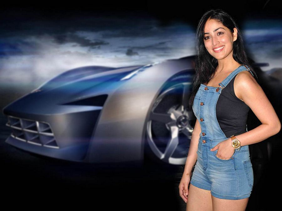 Yami Gautam Hot Pics