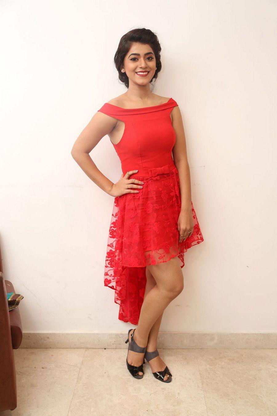 Yamini Bhaskar Spicy Stills