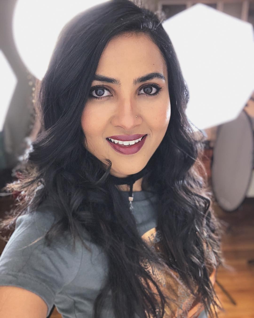 YouTube Singing Sensation Vidya Vox Images Pics & Wallpapers