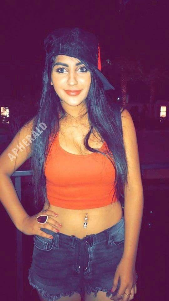 Young Actress PRIVATE NIGHT NEW YEAR PARTY fun Photos LEAKED!