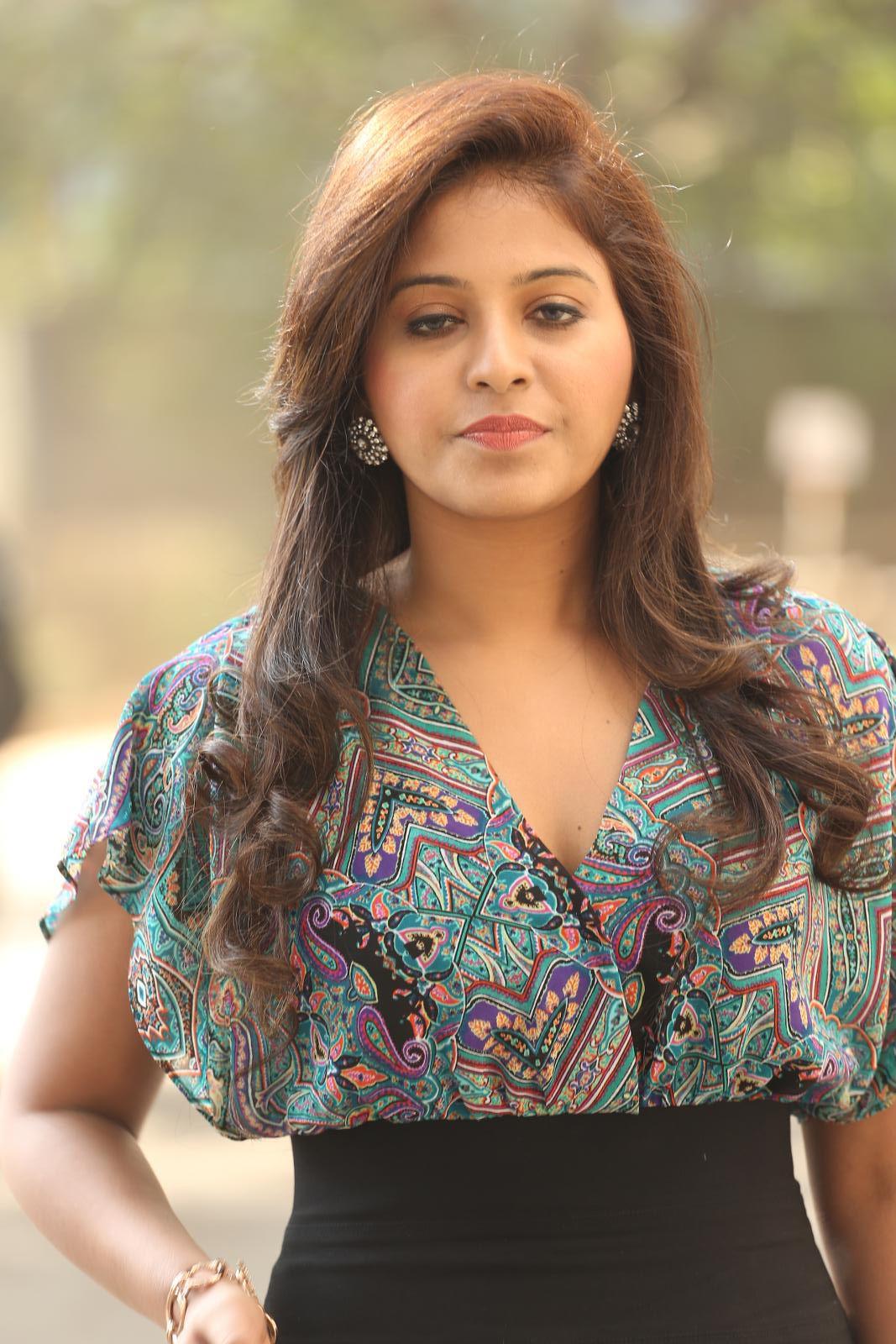 Actress Anjali New Stills