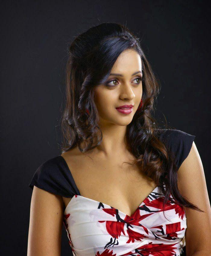 Actress Bhavana Spicy Photos