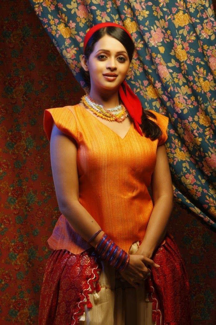 Actress Bhavana Spicy Photos