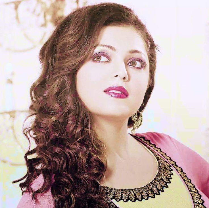 Actress Drashti Dhami HD All Photos And Wallpapers