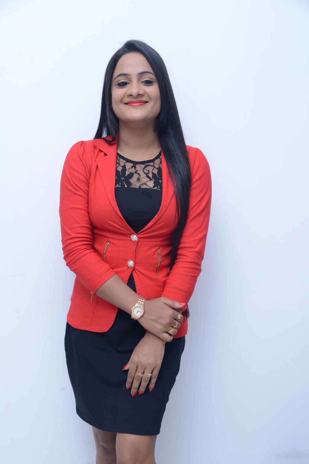 Actress Elli Stills