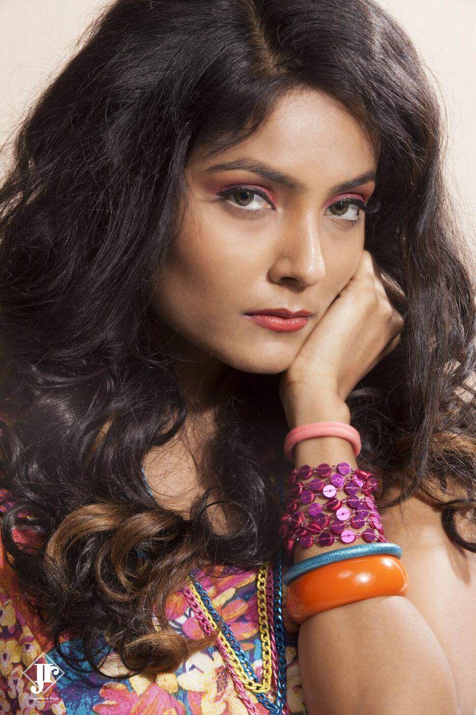Actress Harini Photoshoot