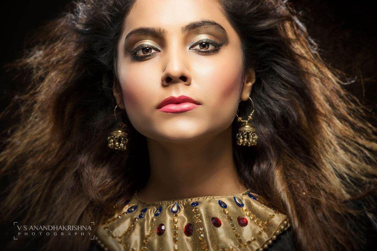 Actress Harini Photoshoot