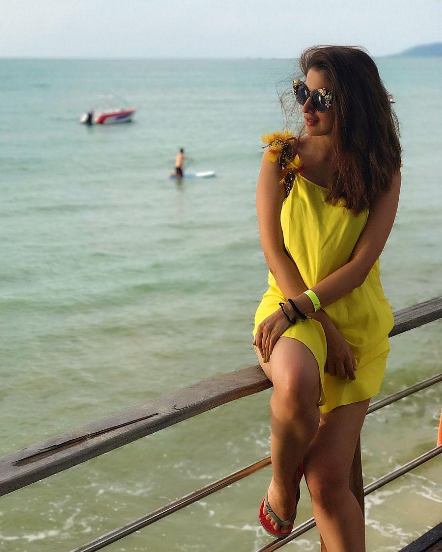 Actress Lakshmi Rai enjoying the holiday vacation in Beach Photos