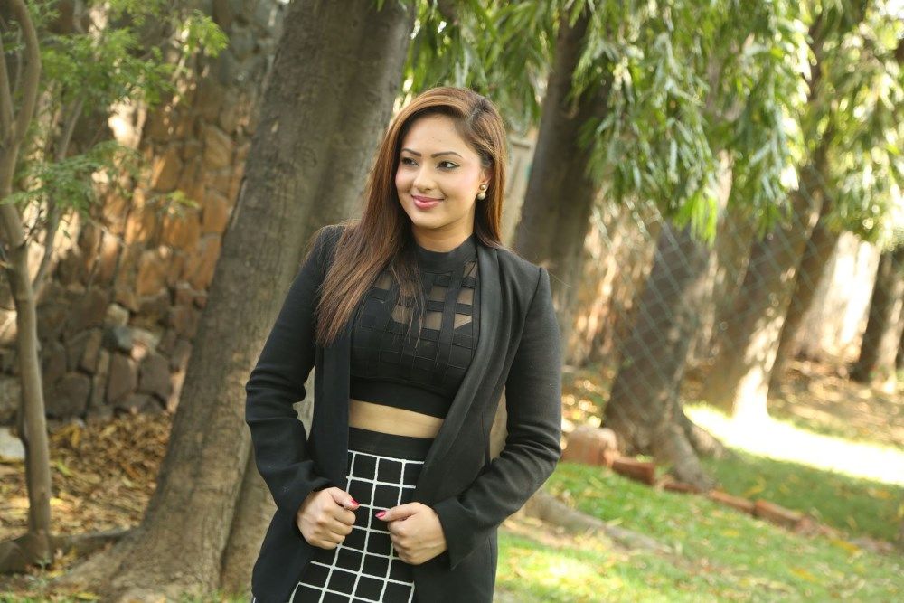 Actress Nikesha Patel New Stills