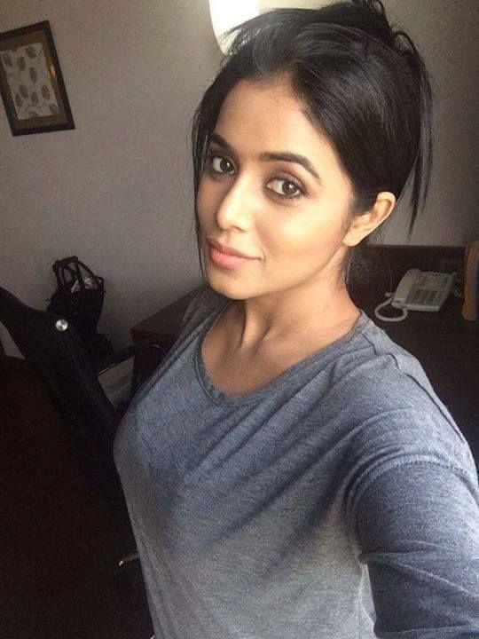 Actress Poorna Unseen Real Life Family Photos