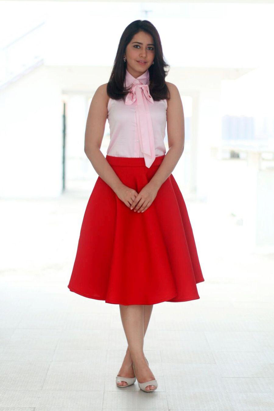 Actress Rashi Khanna Latest Photos