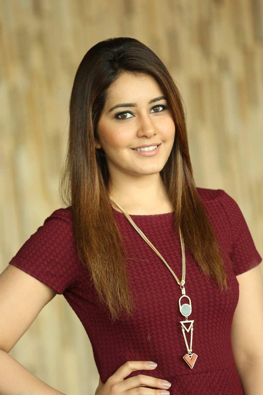 Actress Rashi Khanna Latest Pics