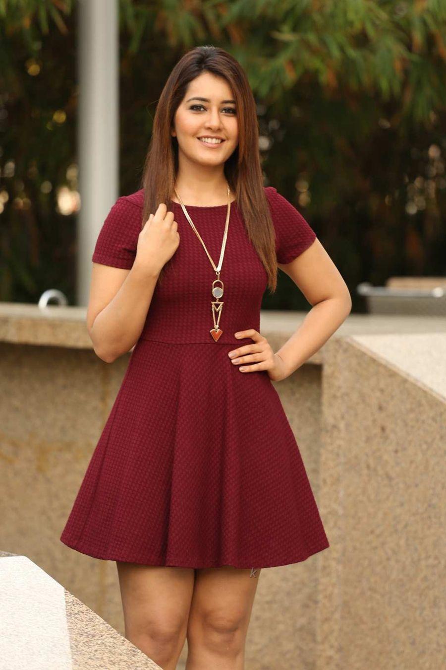 Actress Rashi Khanna Latest Pics