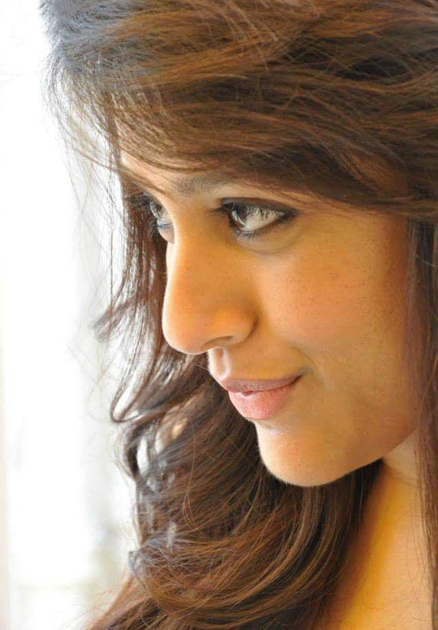 Actress Rashmi Gautam Latest Photos