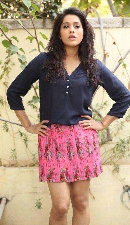 Actress Rashmi Gautam New Pics