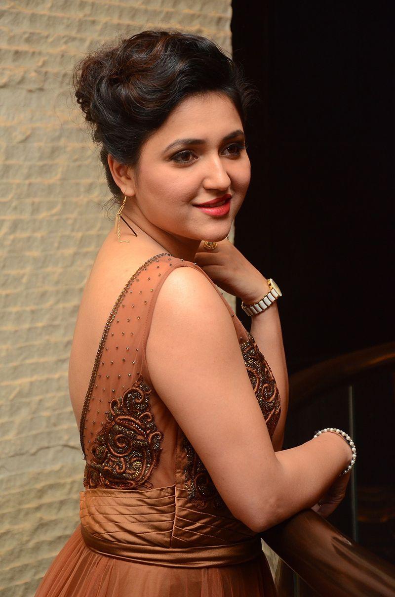 Actress Sarayu New Stills