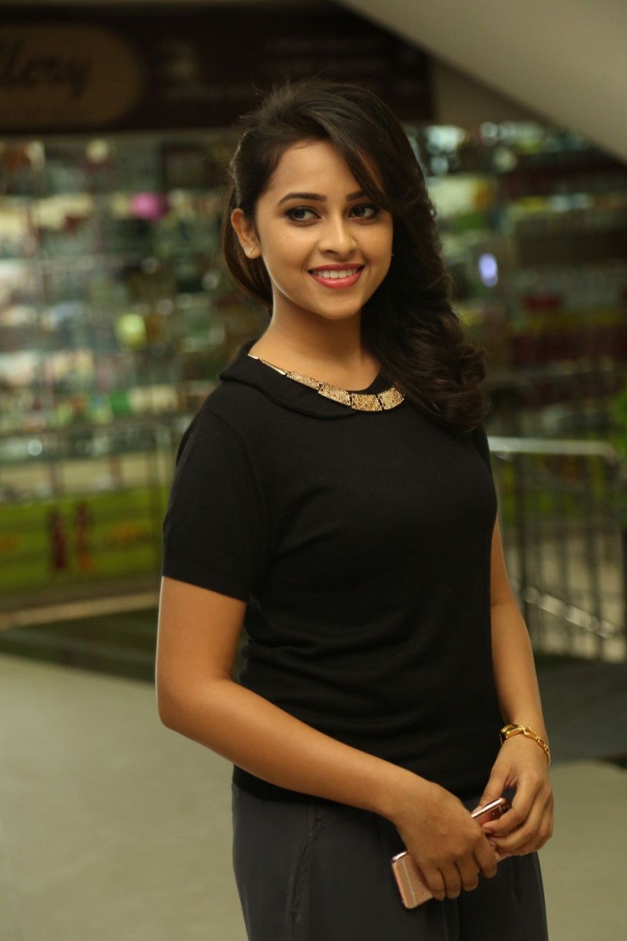 Actress Sri Divya Latest Pics