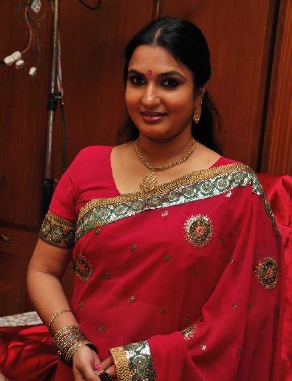 Actress Sukanya Photo Pics