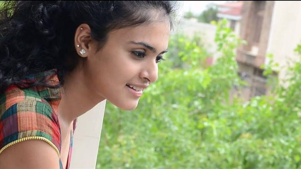 Actress sukriti Cute Pics