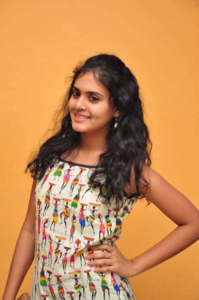 Actress sukriti Cute Pics