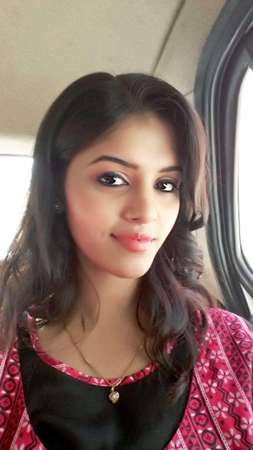 Actress Swathishta Krishnan Photos