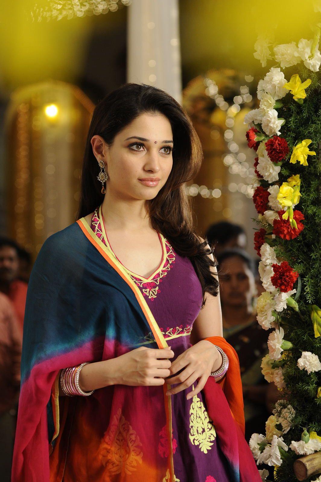 Actress Tamanna New Looks