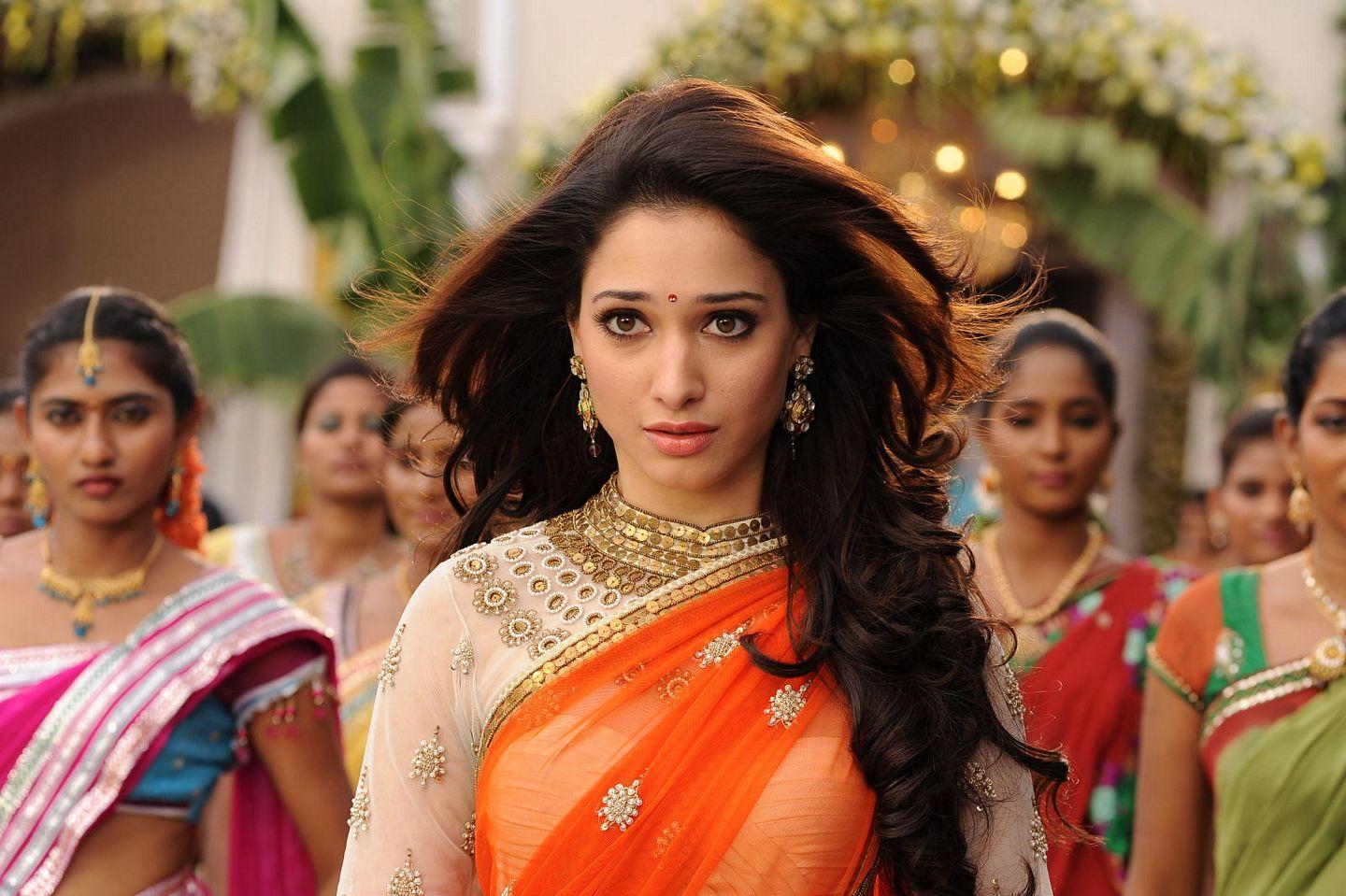 Actress Tamanna New Looks