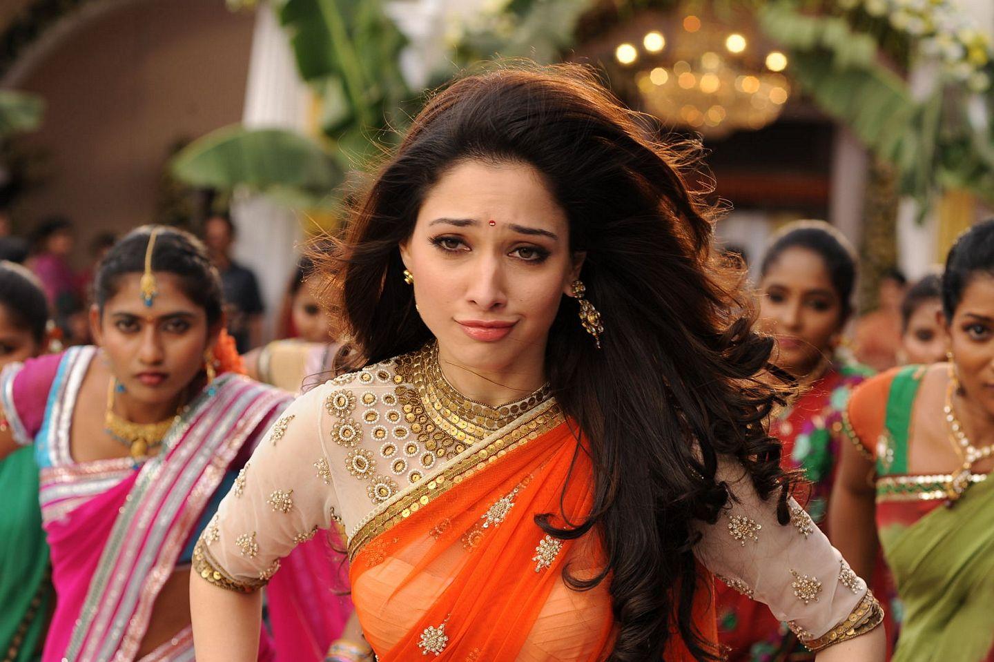 Actress Tamanna New Looks