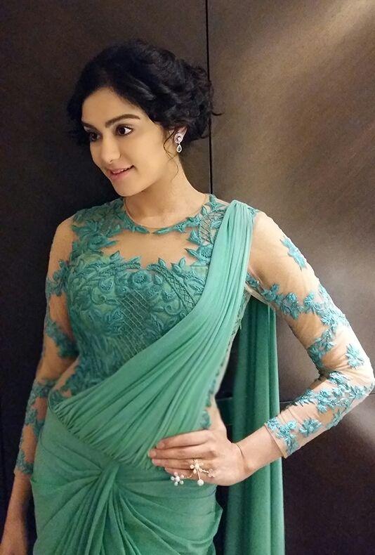 Adah Sharma Santosham Awards Pics