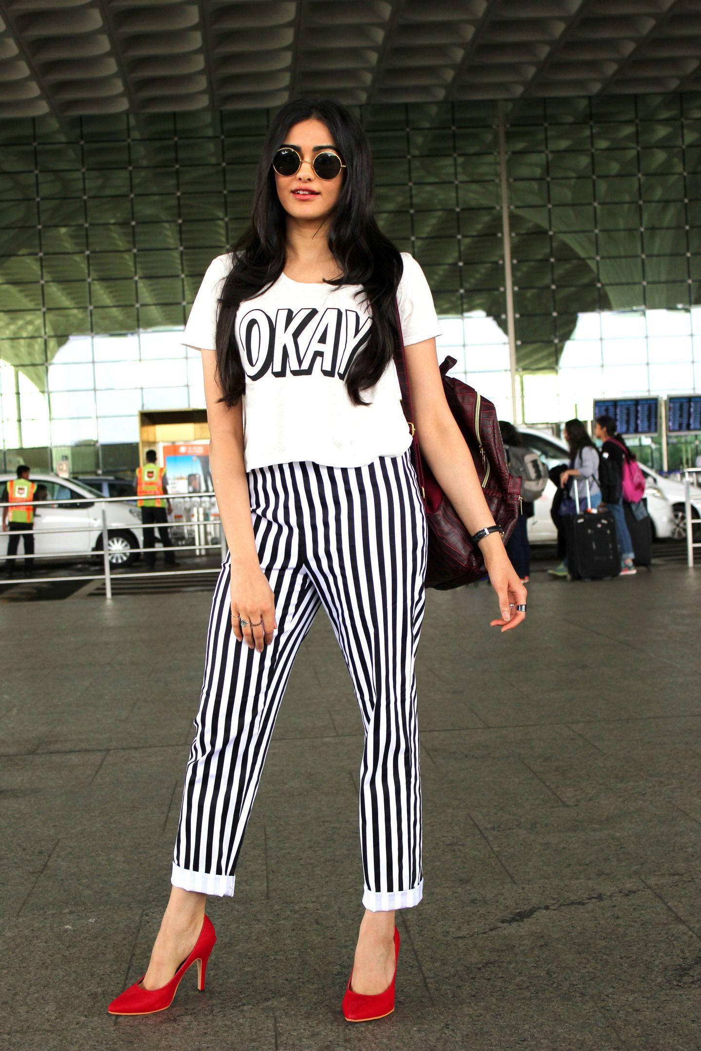 Adah Sharma Spotted at Mumbai Airport Pics
