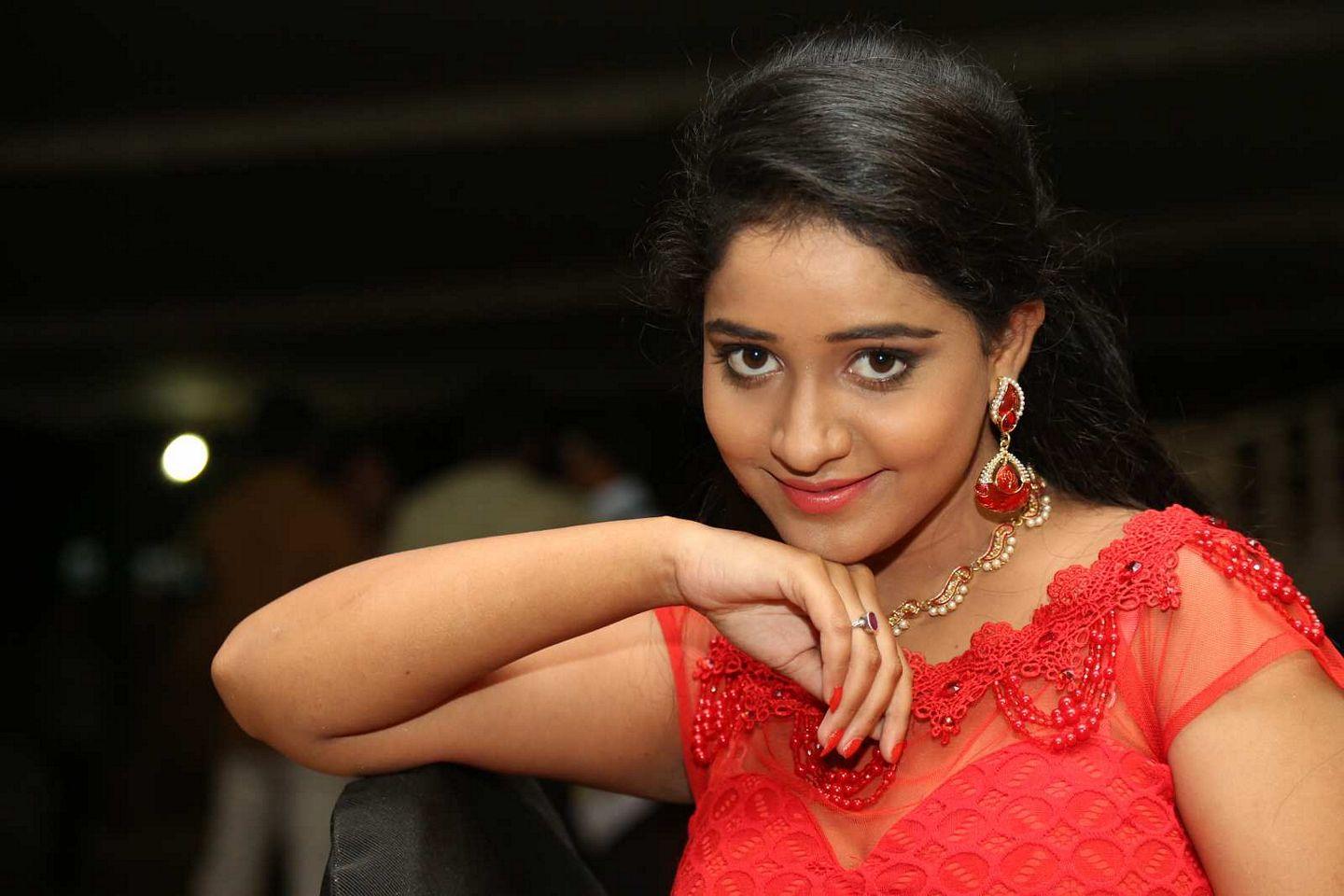 Aishwarya Addala New Stills