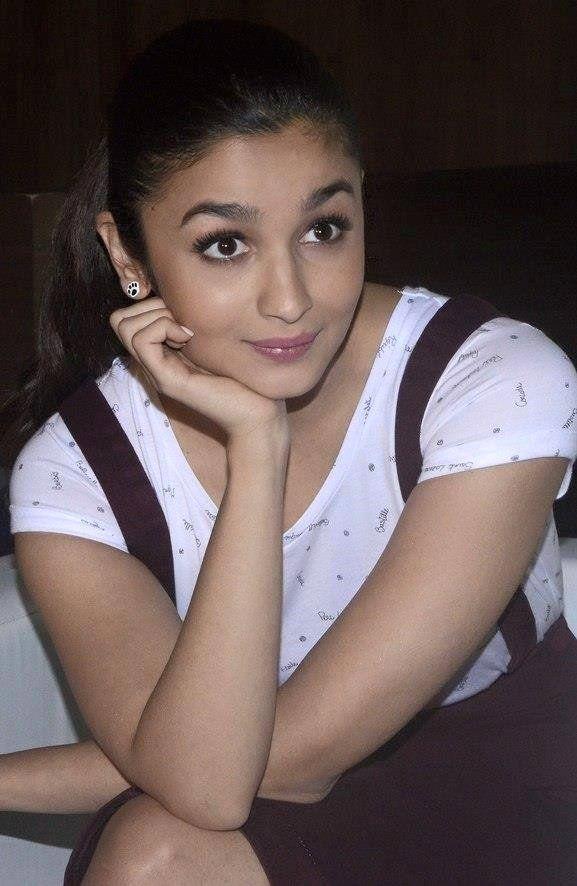 Alia Bhatt Sexy Hd Images