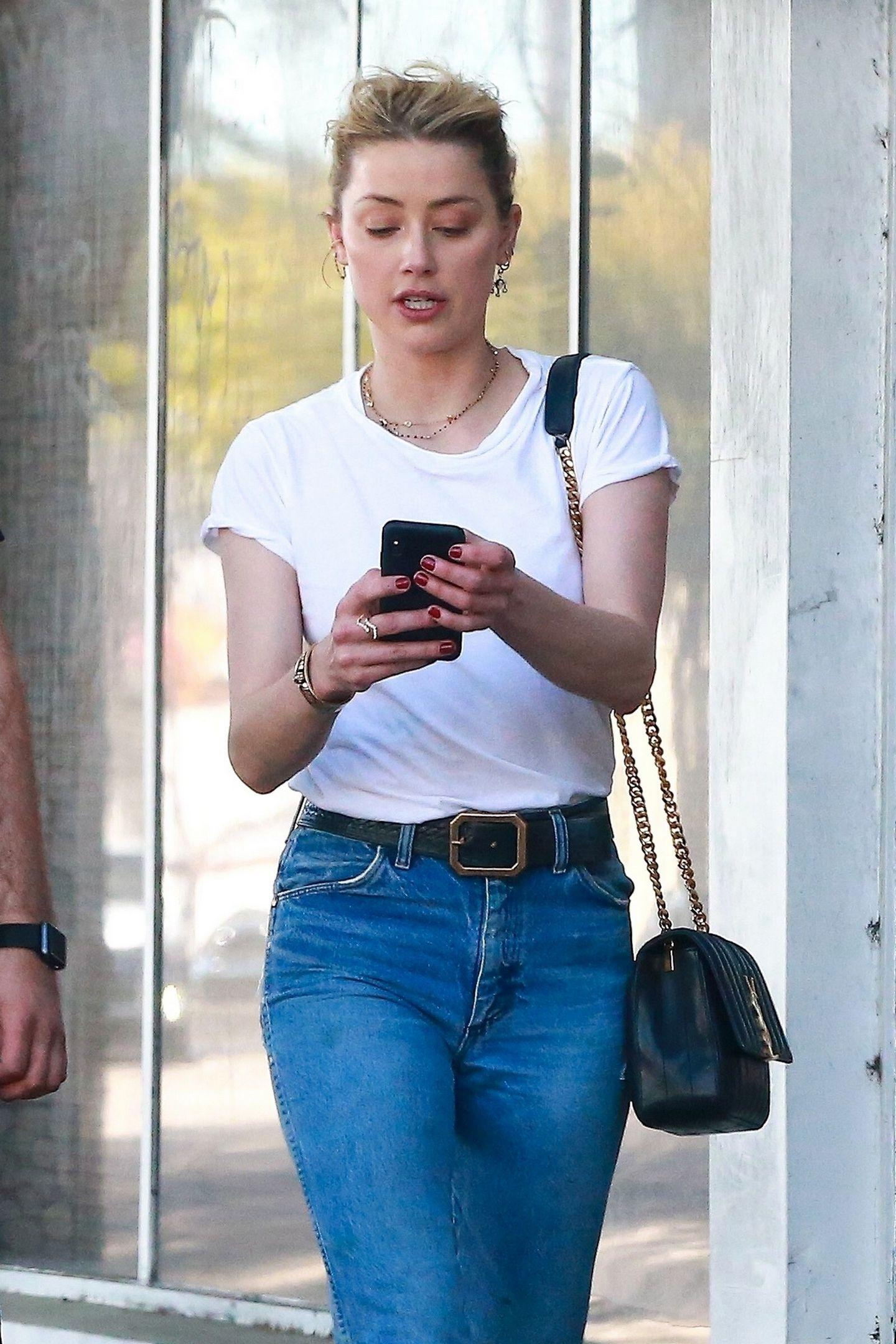 Amber Heard spotted in Los Angele
